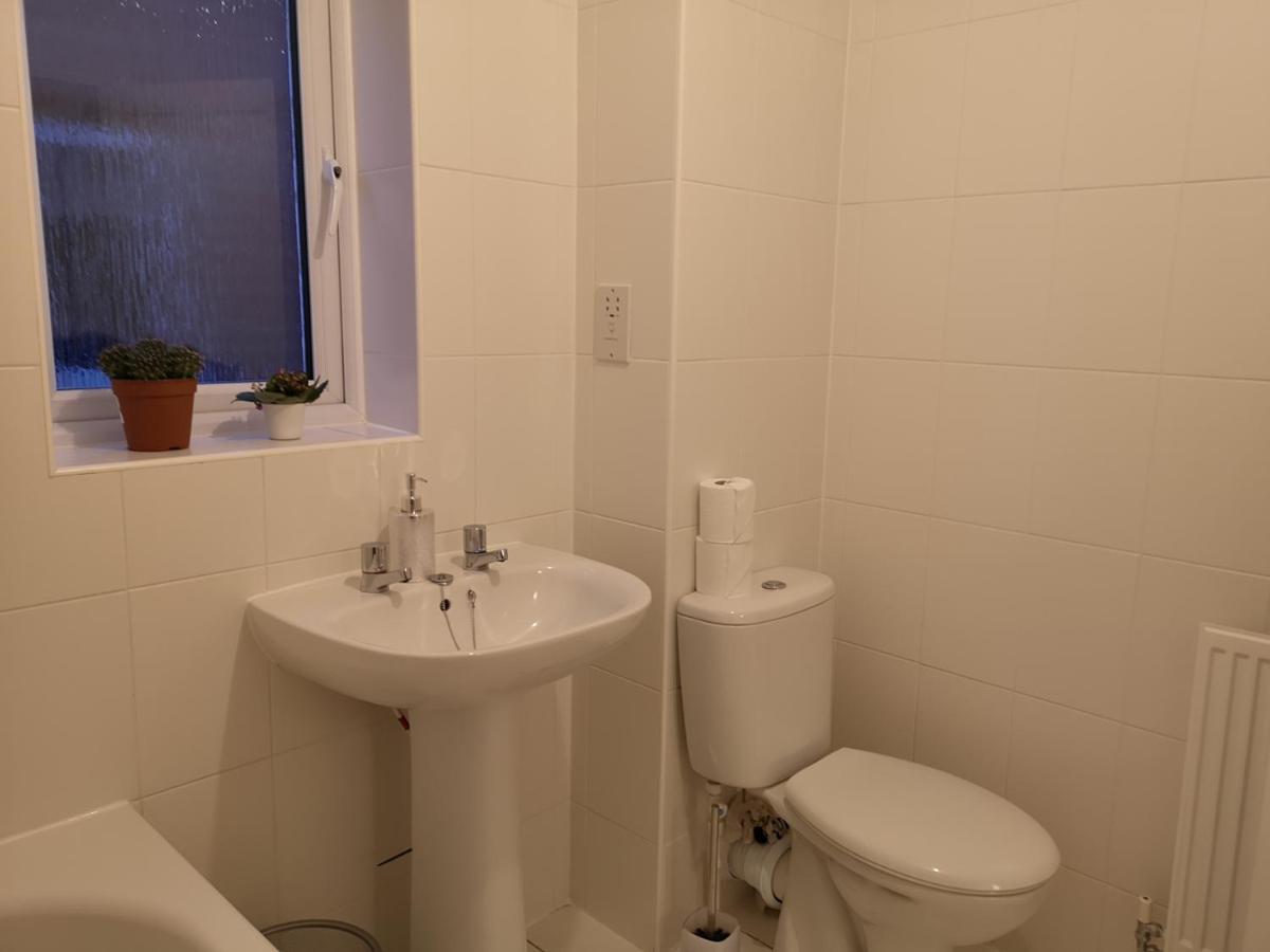 شقة Nightingale Gardens - 4 Bed Detached House - مانشستر المظهر الخارجي الصورة
